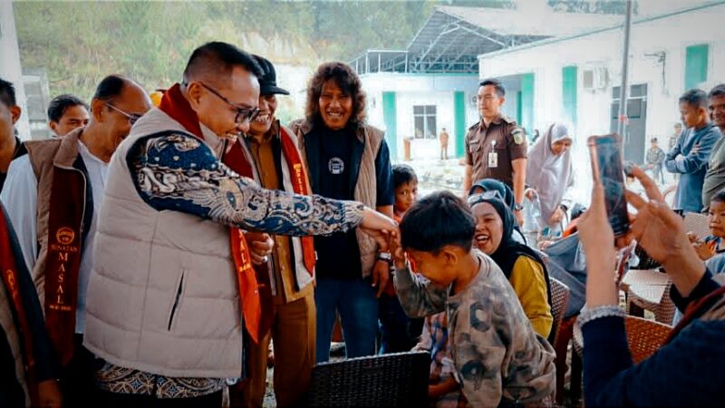 Wali Kota Alfin Tinjau Sunatan Massal Gratis Minker-JS, Ratusan Warga Sungai Penuh Rasakan Manfaatnya