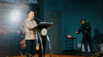 Gubernur Jambi AlHaris