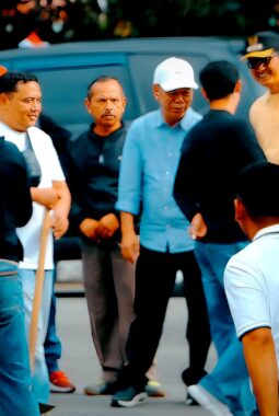 Gotong Royong Akbar, Pemkot Sungai Penuh Matangkan Persiapan Lomba PKK Provinsi Jambi di Desa Permanti
