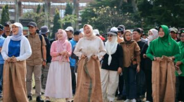 HUT RI ke-81, Pemkot Sungai Penuh Bangun Kekompakan Lewat Lomba Tradisional