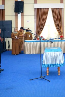 Wali Kota Alfin Lantik Pimpinan BAZNAS Sungai Penuh Periode 2026–2031