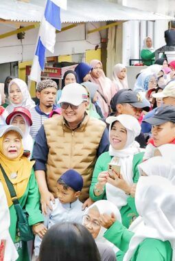 Gotong Royong Akbar di Sungai Penuh, Wako dan Wawako Ajak Warga Jaga Budaya dan Kebersamaan