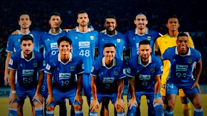 Starter Persib Bandung saat bertandang ke kandang Ratchaburi FC pada leg pertama 16 Besar ACL Two. Foto: persib