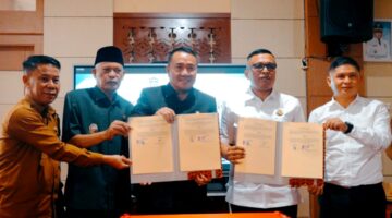 Wako Alfin Teken MoU dengan Kejari Sungai Penuh, Perkuat Pendampingan Hukum