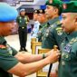 63 Personel TNI-Polri Terima Brevet Kehormatan Setia Waspada dari Danpaspampres
