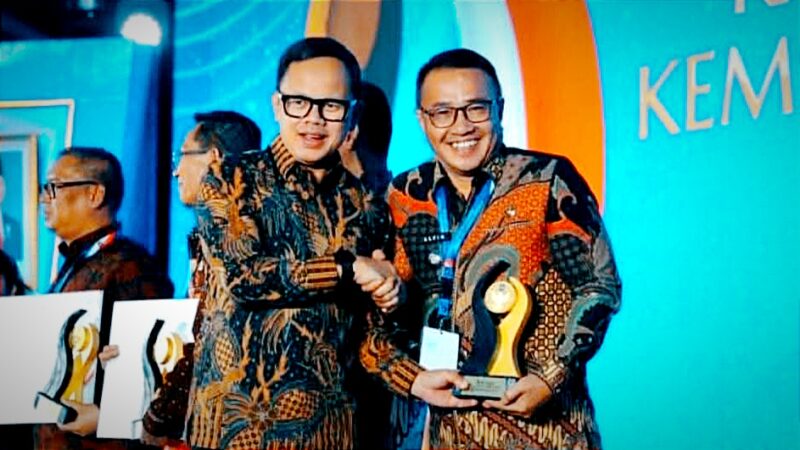 Sungai Penuh Juara, Wako Alfin Terima Penghargaan Kemendagri dan Insentif Rp 3 Miliar