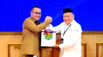 Wako Alfin Serahkan LKPD 2025 ke BPK Jambi, Tegaskan Komitmen Transparansi