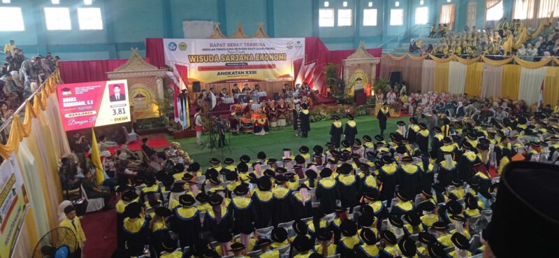 Rapat Senat Terbuka STIE Sakti Alam Kerinci Wisuda 313 Sarjana Ekonomi Angkatan XXIII Tahun Akademik 2025/2026