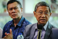 Founder & Direktur Utama PT Jababeka Tbk. (KIJA) Setyono Djuandi Darmono (kanan) didampingi Wakil Direktur Utama Budianto Liman