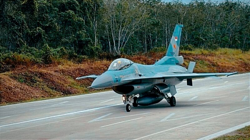 Poto Jet Tempur