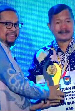 Kabupaten Kerinci Raih Terbaik II Program 3 Juta Rumah, Dapat 250 Unit Bedah Rumah