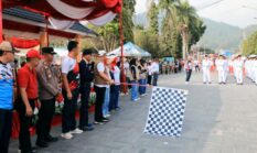 Meriah! Wako Alfin dan Wawako Azhar Buka Pawai HUT RI Ke – 81