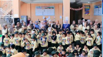 Bunda PAUD Sri Kartini Alfin Ajak Anak Cintai Buku Sejak Dini