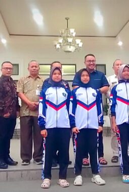 Wako Alfin Sambut Atlet Berprestasi, Pemkot Sungai Penuh Siapkan Beasiswa dan Penghargaan